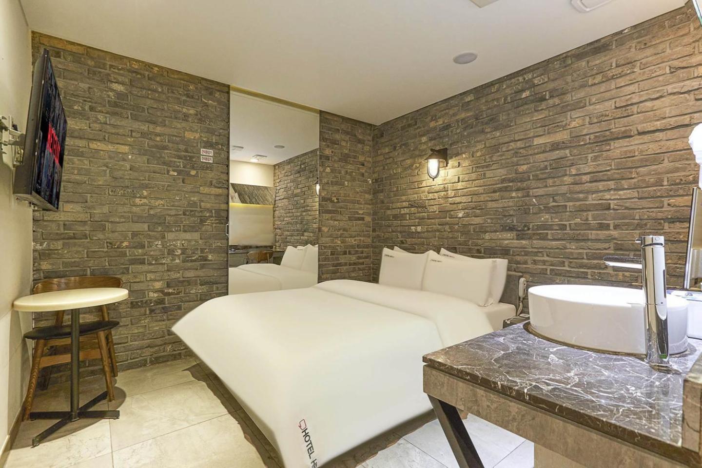 Hertz Hotel ソウル特別市 エクステリア 写真